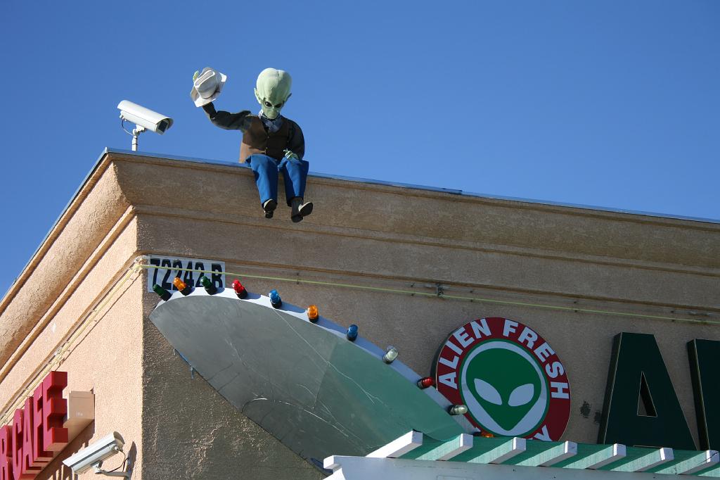 20081020 calico zzyzx 110.jpg - Baker - Alien Fresh Jerky